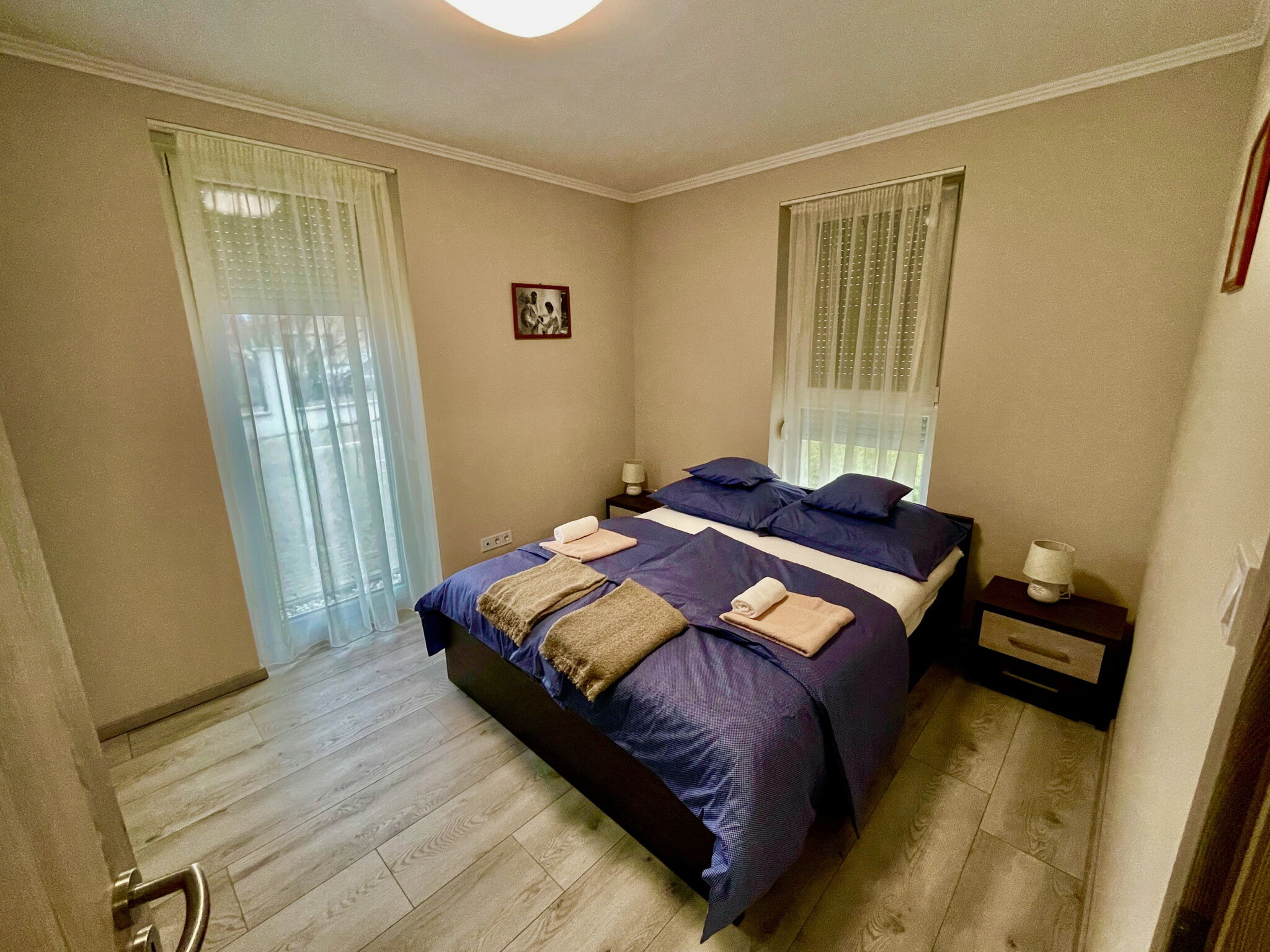 Elvis Apartman Papa