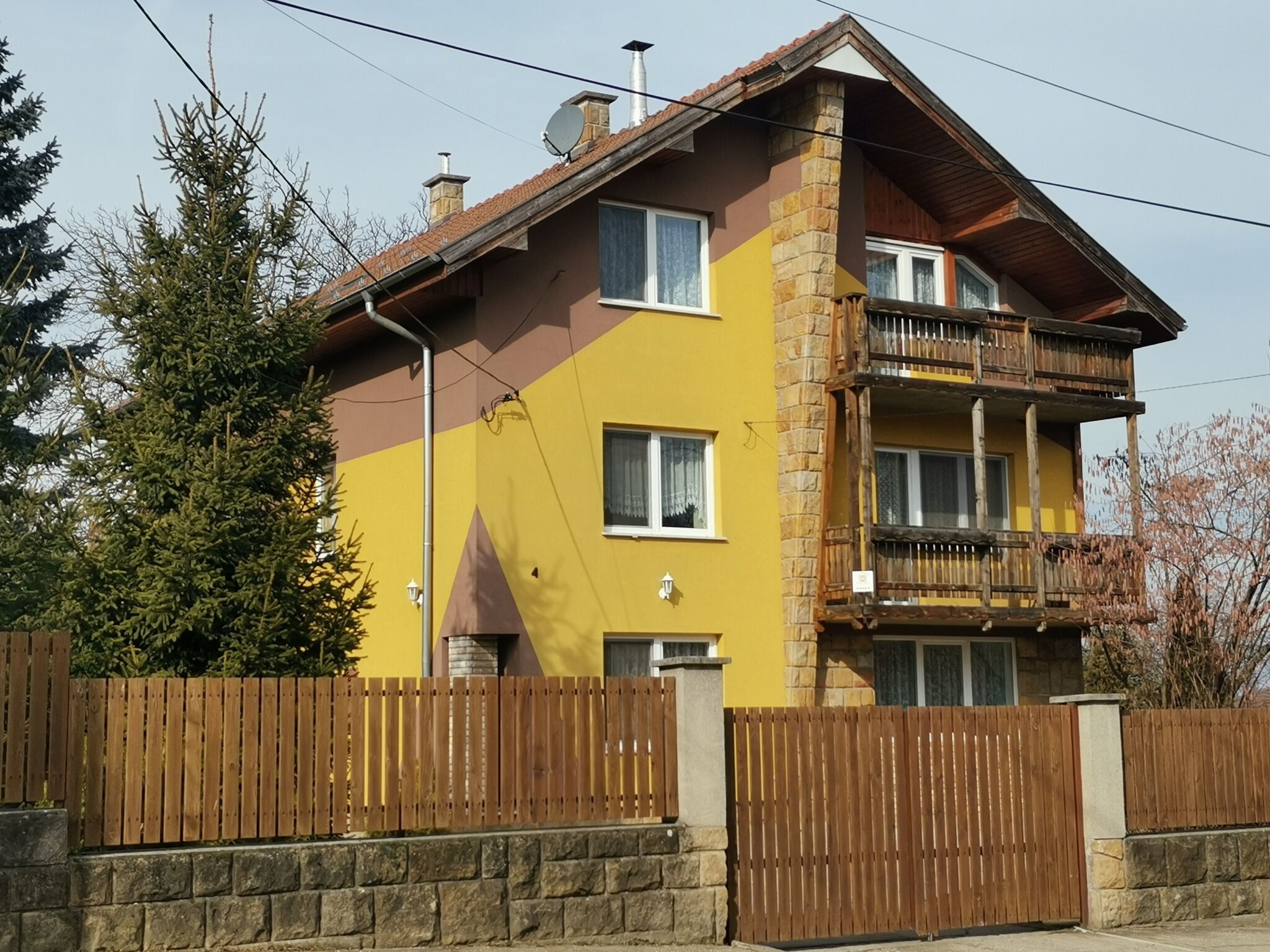 Gondola Apartmanhaz Pilisvorosvar