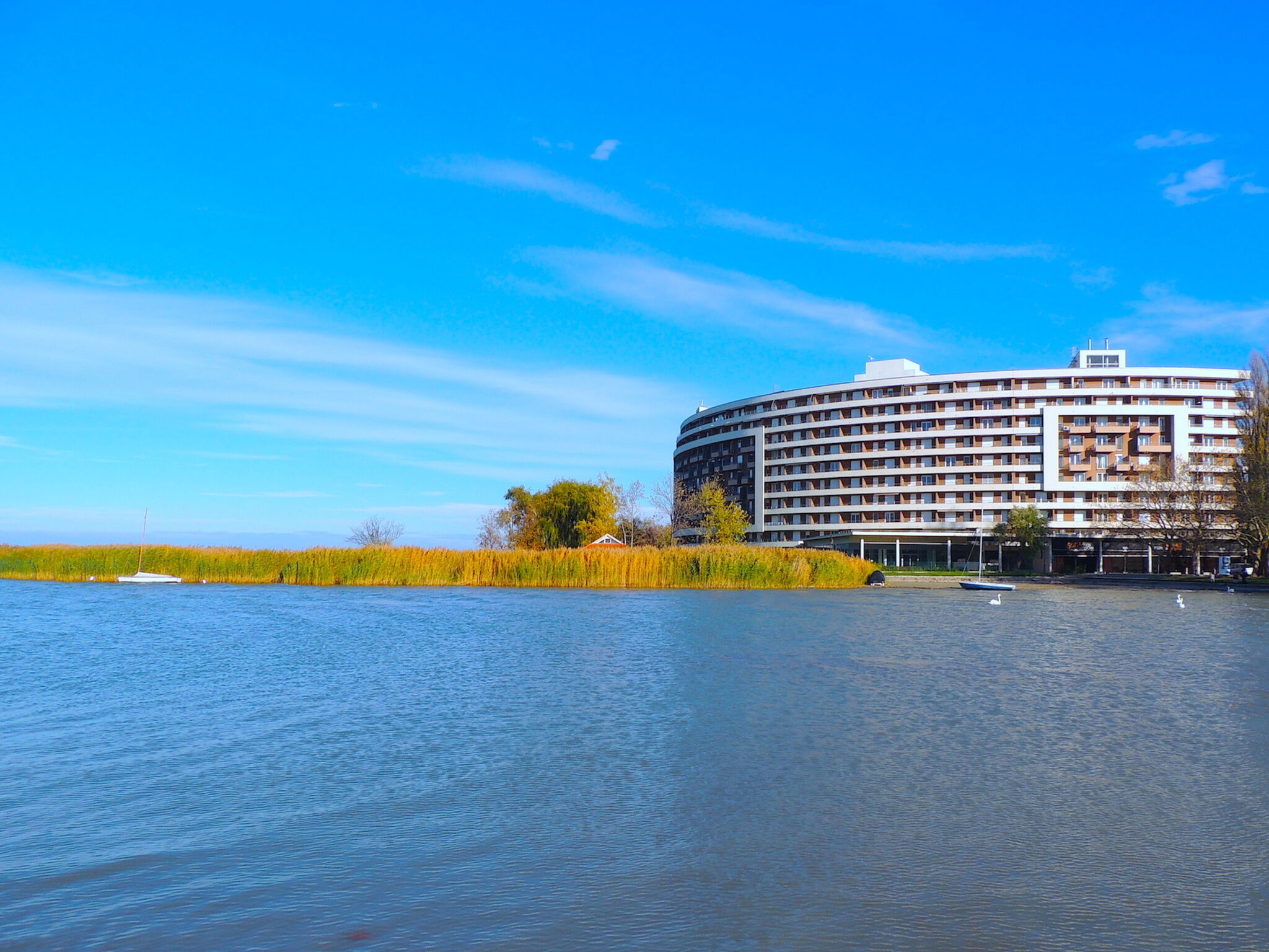Club218 Holiday Apartman Siofok