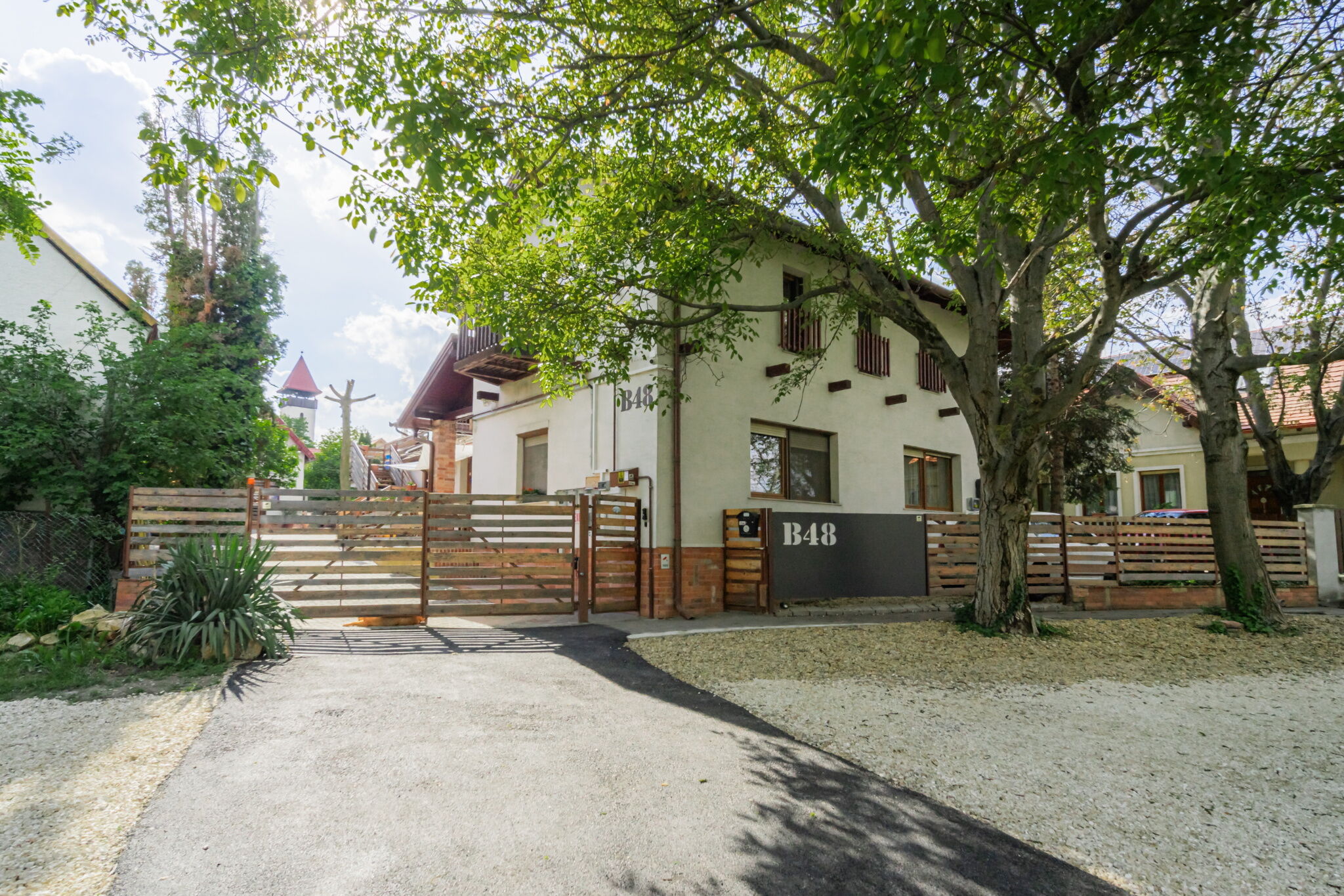 B48 Apartmanhaz Torokbalint
