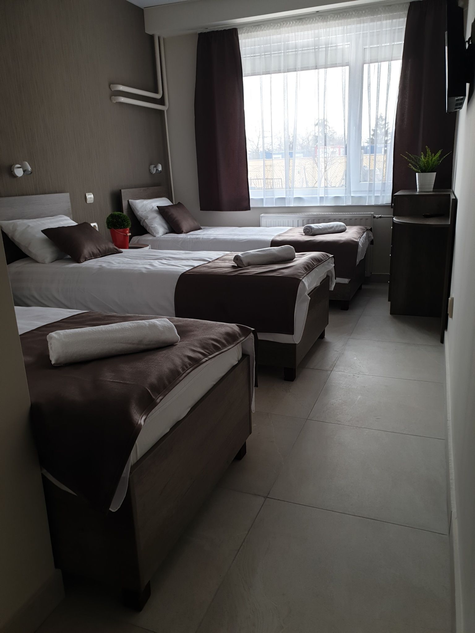 Familia Panzio Es Apartmanhaz Gyor