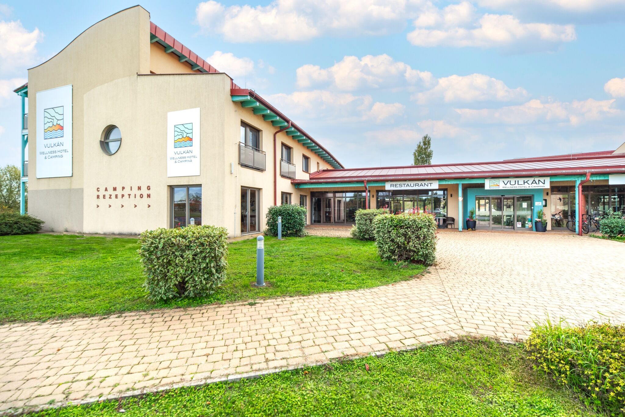 Vulkan Wellness Hotel Es Camping Celldomolk