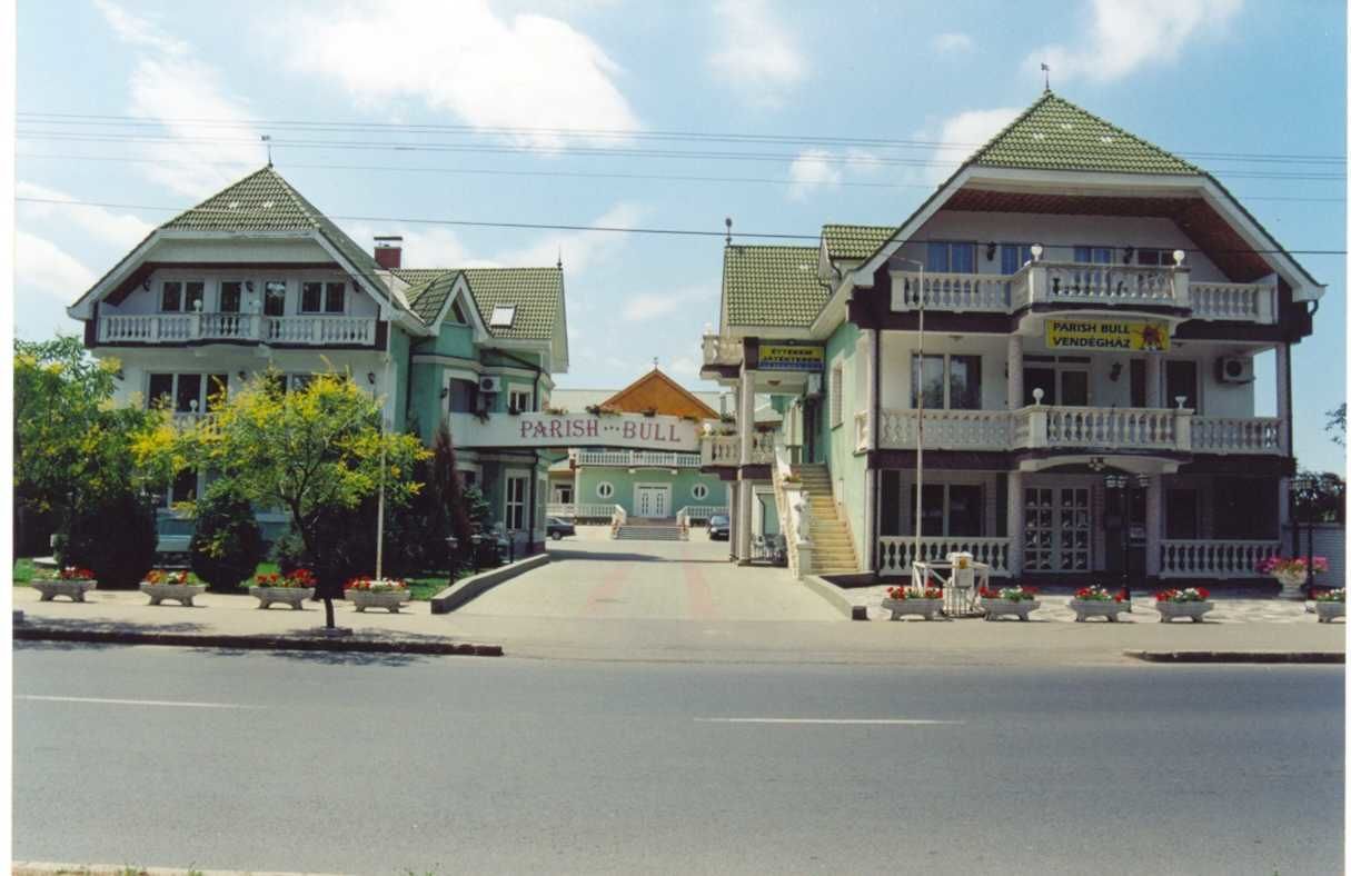 Parish Bull Hotel Kisvarda