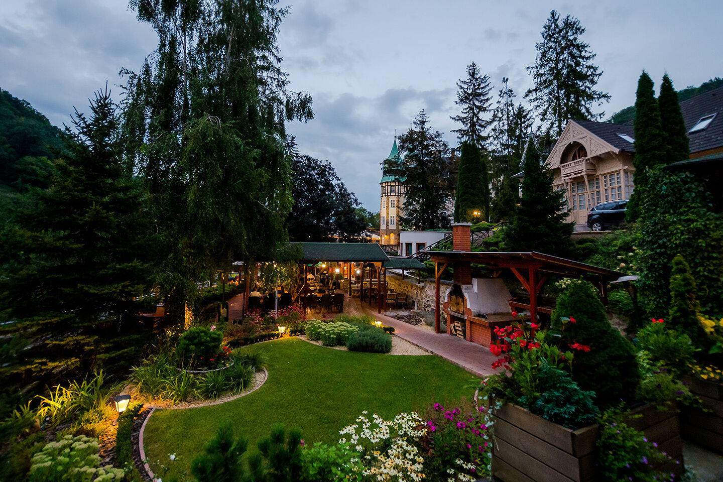 Hotel Tokert Szalloda Es Etterem Lillafured