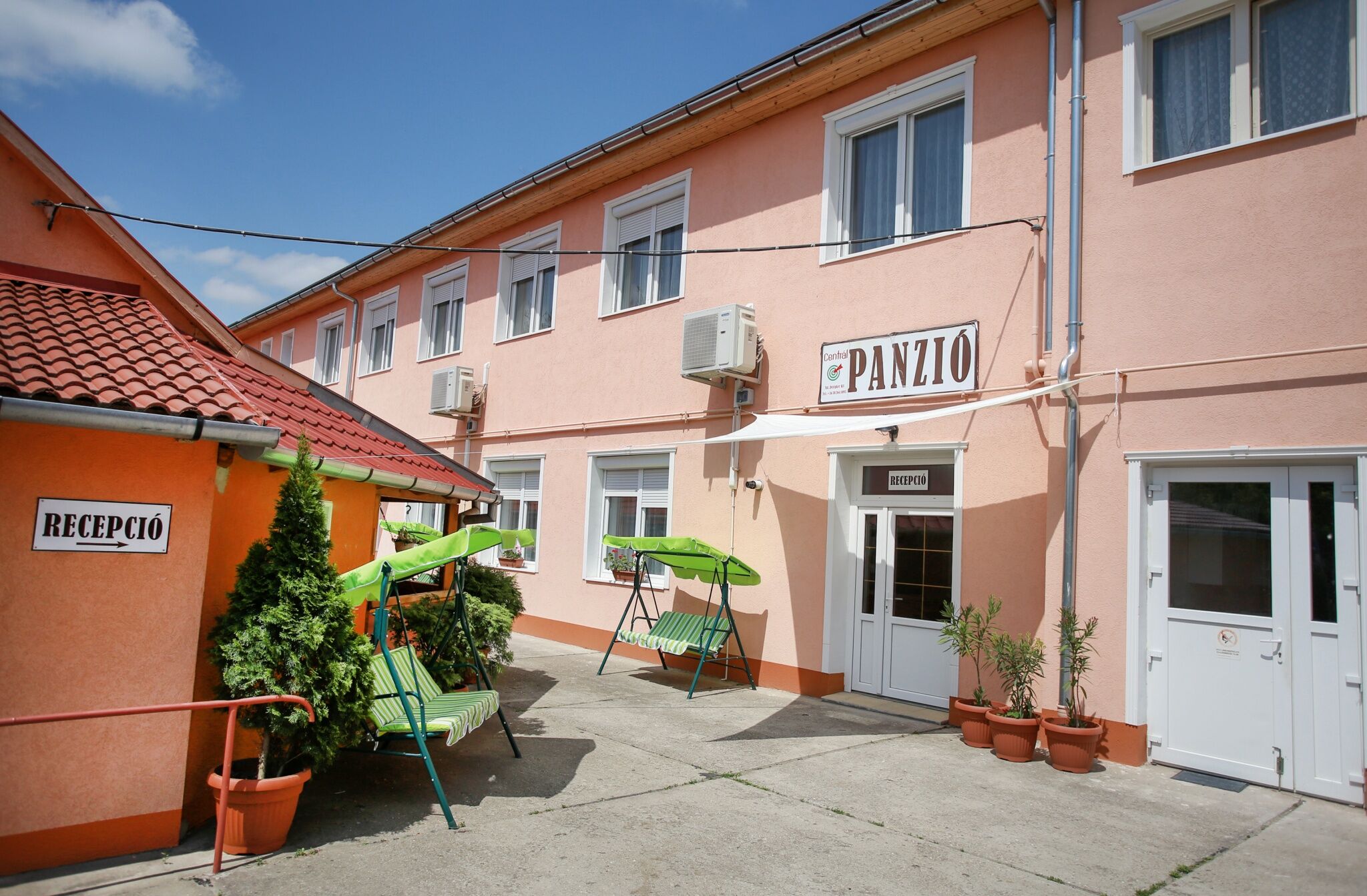 Central Panzio Szentes