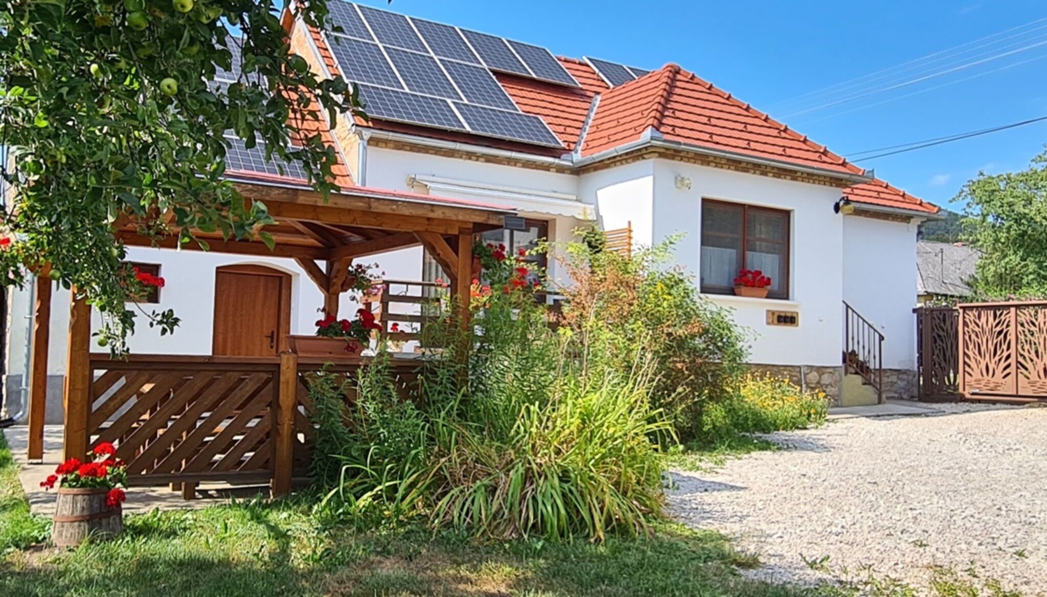 Bakonyi Kiscsillag Vendeghaz Bakonybel